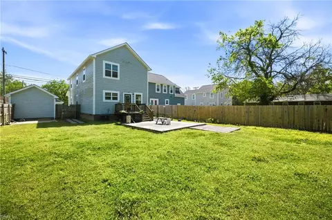 Exterior - 28 S Back River Rd, Hampton, VA 23669 photo 3 of 11