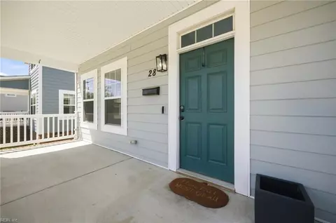 Exterior - 28 S Back River Rd, Hampton, VA 23669 photo 7 of 11