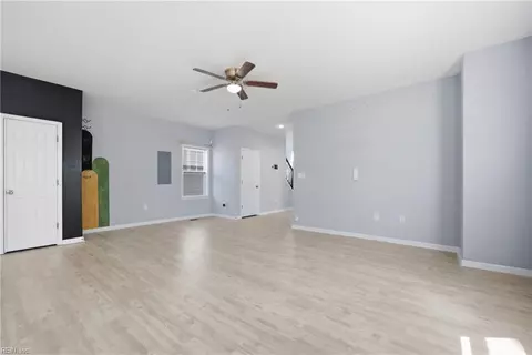 Living - 28 S Back River Rd, Hampton, VA 23669 photo 1 of 3