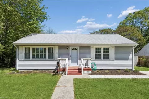 30 Rugby Rd, Newport News, VA 23606
