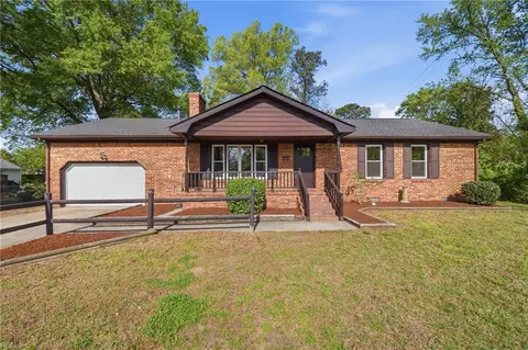612 Broomhill Ave, Portsmouth, VA 23701