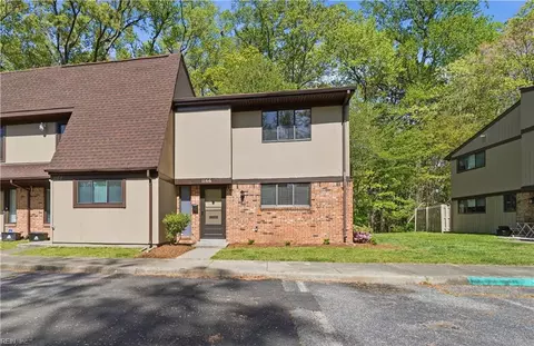 1166 Willow Green Dr, Newport News, VA 23601