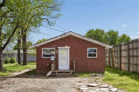 26 Bernard Ave, Hampton, VA 23669