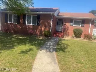 1102 Cavalier Blvd #806, Portsmouth, VA 23701