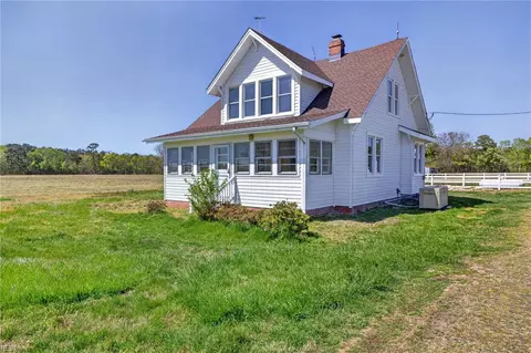 5981 Fitztown Rd, Virginia Beach, VA 23457