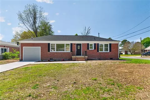 19 Saint Albans Dr, Hampton, VA 23669