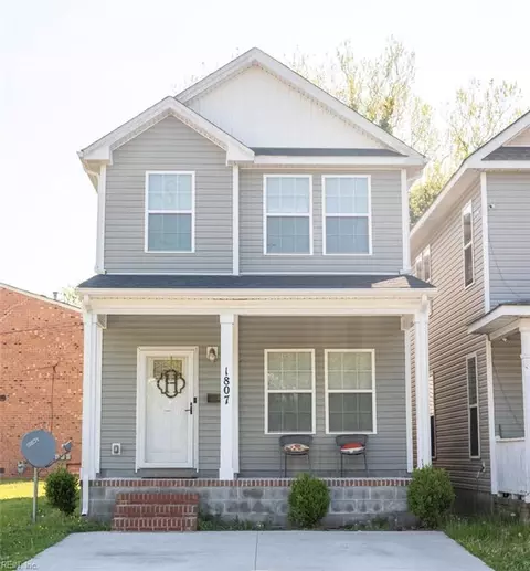 1807 Chestnut St, Portsmouth, VA 23704