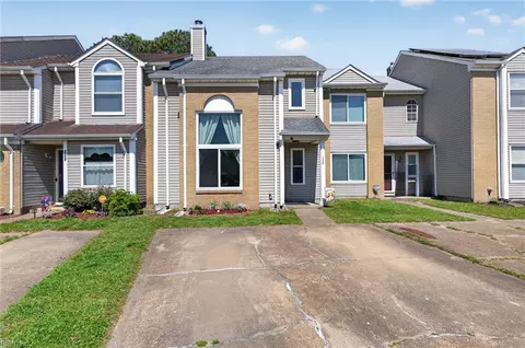 1326 Damyien Arch, Chesapeake, VA 23320