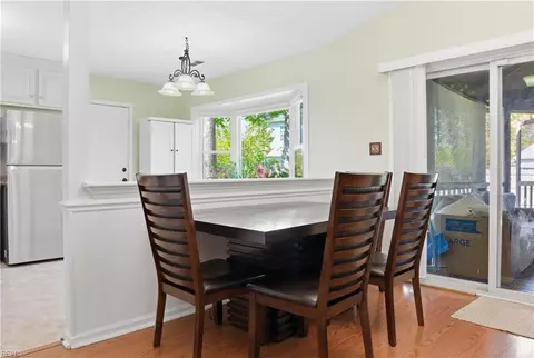 Dining - 50 Sandy Lake Dr, Hampton, VA 23666 photo 2 of 2