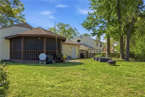 Exterior - 50 Sandy Lake Dr, Hampton, VA 23666 photo 6 of 6