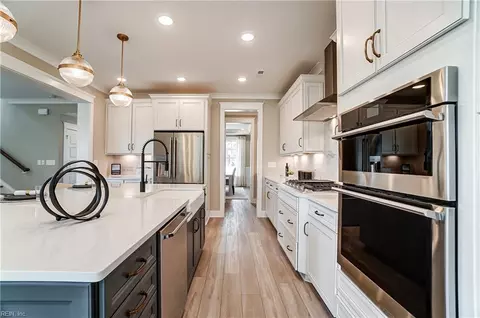 Kitchen - 24248 Liam Ct, Windsor, VA 23487 photo 2 of 6