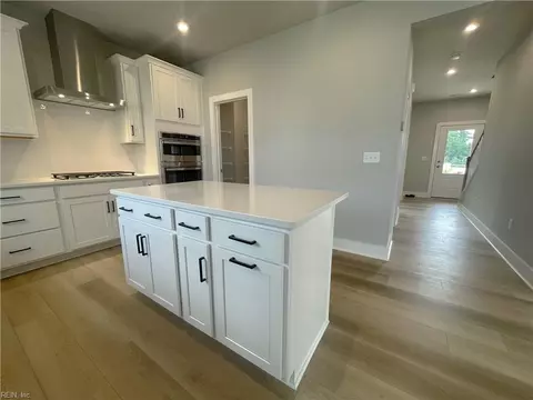 Entry Way - 171 Getty Rd, Suffolk, VA 23434 photo 2 of 3