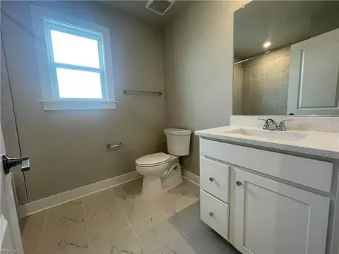 Bath - 171 Getty Rd, Suffolk, VA 23434 photo 4 of 5