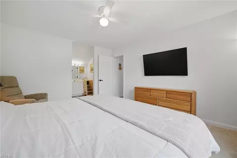 Bedroom - 6101 Compton Ct, Suffolk, VA 23435 photo 8 of 8