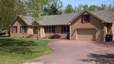 108 Marshall Ct, Moyock, NC 27958