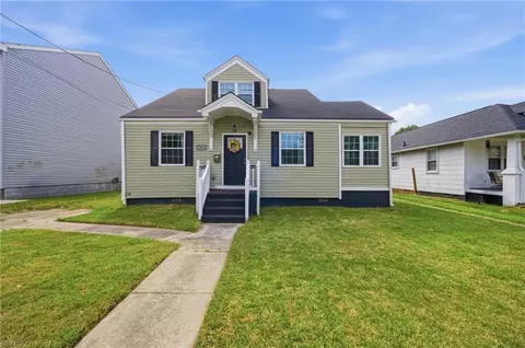 2016 Evergreen Pl, Portsmouth, VA 23704