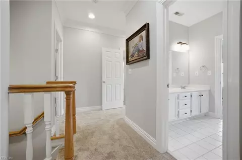 Entry Way - 1419 N Veaux Loop, Norfolk, VA 23509 photo 5 of 5