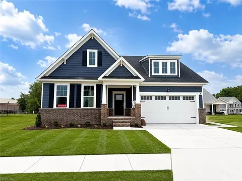 8 Apron Dr, Suffolk, VA 23434