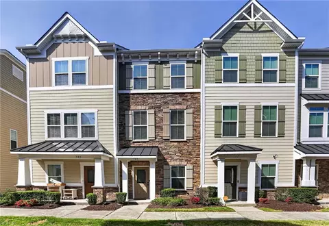 585 Marc Smiley Rd, Chesapeake, VA 23324