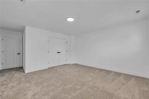Bedroom - 633 Homestead Ave, Hampton, VA 23661 photo 6 of 9