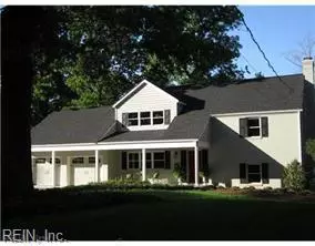 522 Kerry Lake Dr, Newport News, VA 23608
