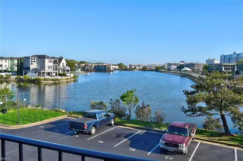 500 Pacific Ave #211, Virginia Beach, VA 23451