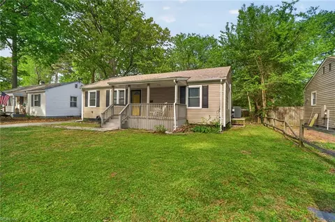 119 Rosewood Dr, Hampton, VA 23669