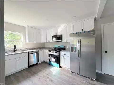 Kitchen - 4 Edith Key St, Hampton, VA 23666 photo 1 of 1
