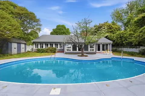 Exterior - 54 N Willard Ave, Hampton, VA 23663 photo 5 of 6