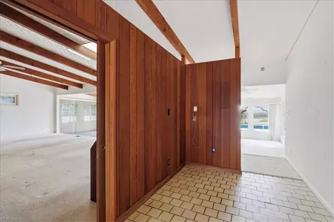 Entry Way - 54 N Willard Ave, Hampton, VA 23663 photo 1 of 1