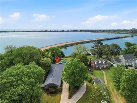 View/Area - 54 N Willard Ave, Hampton, VA 23663 photo 3 of 8