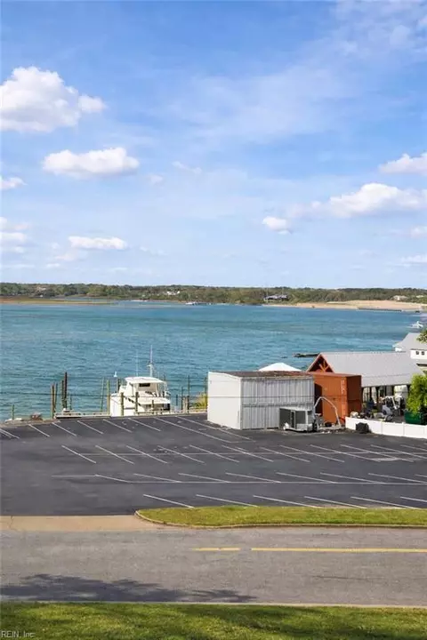 2226 Vista Cir, Virginia Beach, VA 23451