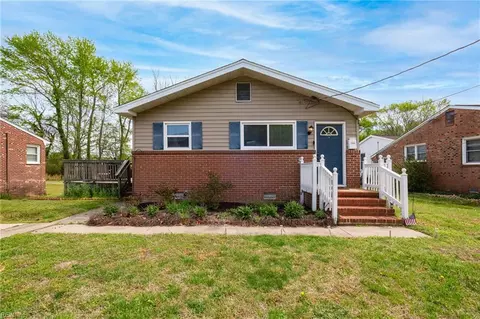1632 Old Buckroe Rd, Hampton, VA 23664