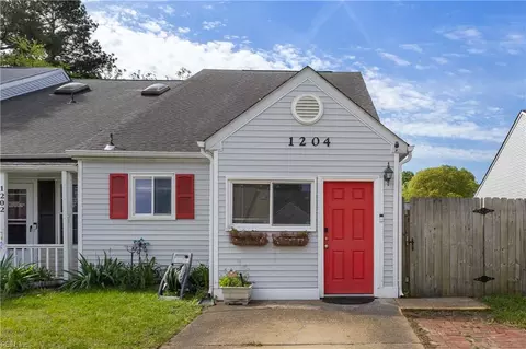 1204 Corkwood Cir, Chesapeake, VA 23320