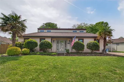 1029 Chatmoss Dr, Virginia Beach, VA 23464
