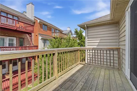 Exterior - 705 Charthouse Cir, Hampton, VA 23664 photo 2 of 3