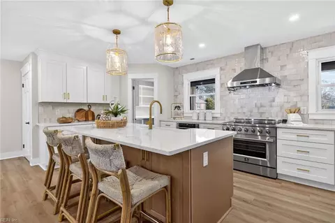 4708 Five Forks Cir, Virginia Beach, VA 23455