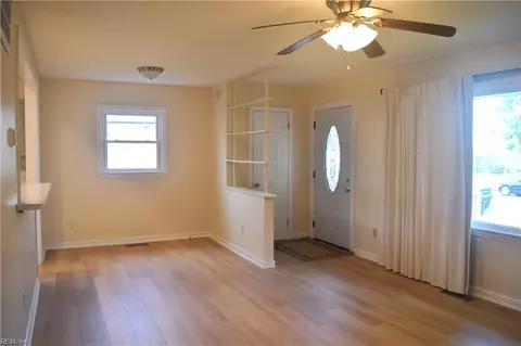 Living - 1517 Slater Ave, Hampton, VA 23664 photo 1 of 3