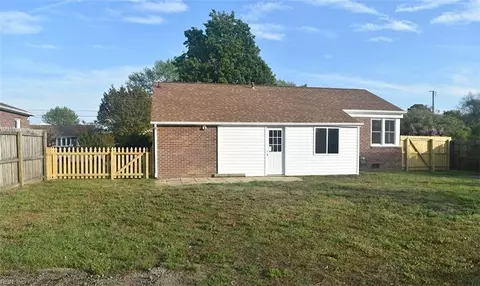 Exterior - 1517 Slater Ave, Hampton, VA 23664 photo 6 of 6