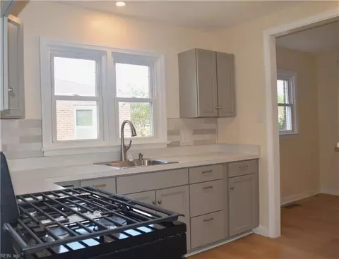 Kitchen - 1517 Slater Ave, Hampton, VA 23664 photo 5 of 5