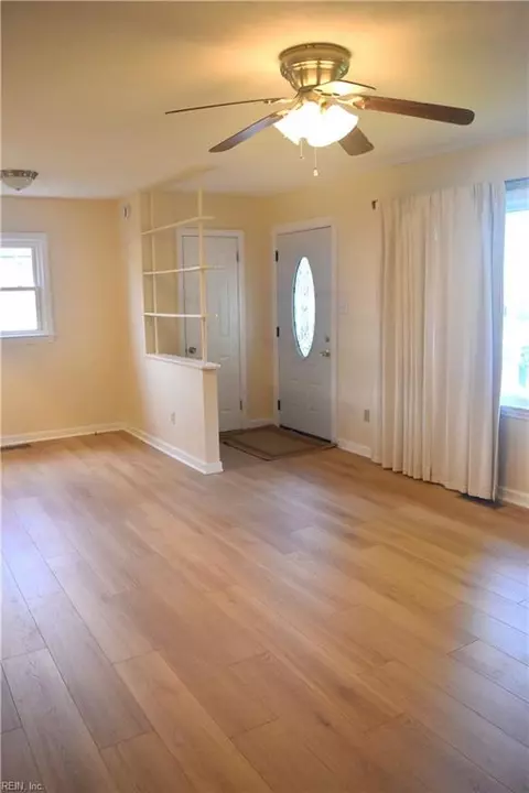 Entry Way - 1517 Slater Ave, Hampton, VA 23664 photo 1 of 1