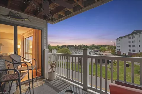 3200 Lynnhaven Dr #208, Virginia Beach, VA 23451