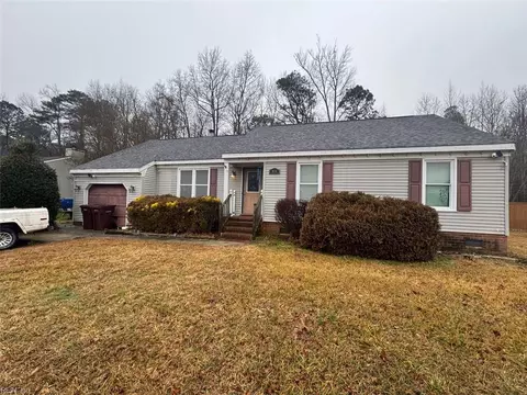 616 Appaloosa Trl, Chesapeake, VA 23324
