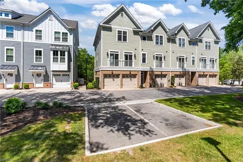 426 Westport St, Norfolk, VA 23505
