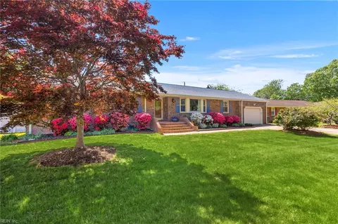 5009 Churchill Ct, Virginia Beach, VA 23464