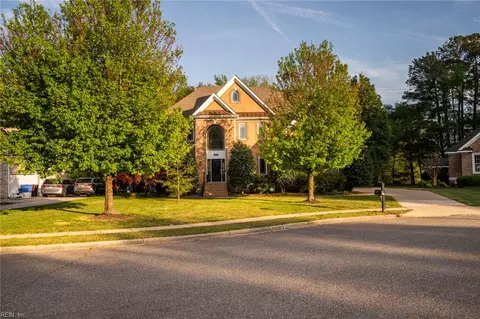 1507 Burrowin Dr, Chesapeake, VA 23321