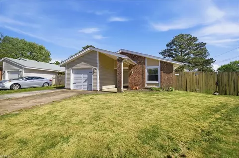 4487 Cherrywood Ln, Virginia Beach, VA 23453