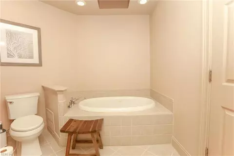 Bath - 7 Channel Ln, Hampton, VA 23664 photo 4 of 8