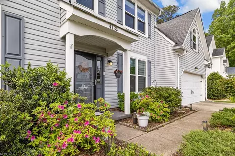 4135 Bishops Pl, Portsmouth, VA 23703
