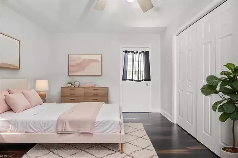 Bedroom - 1713 Bay Ave, Hampton, VA 23661 photo 7 of 7